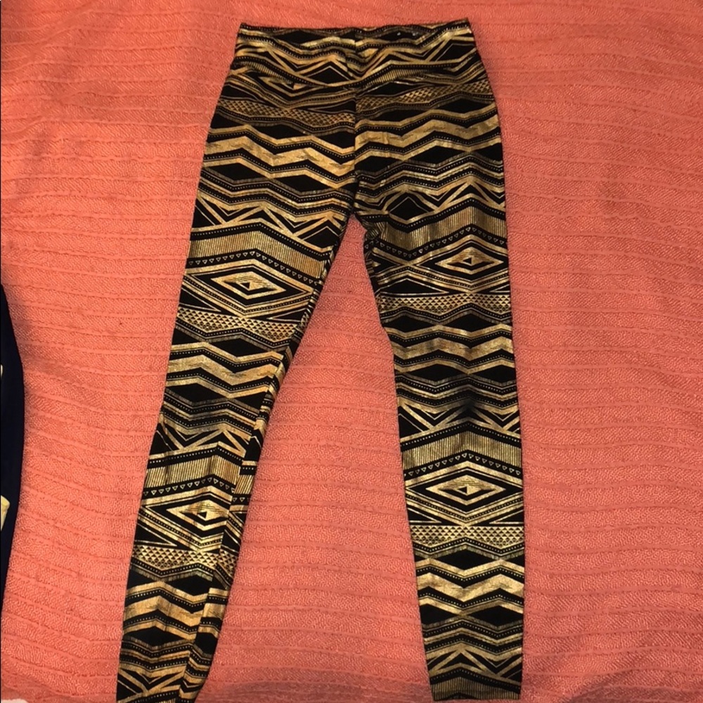 Black & Shimmering Gold leggings